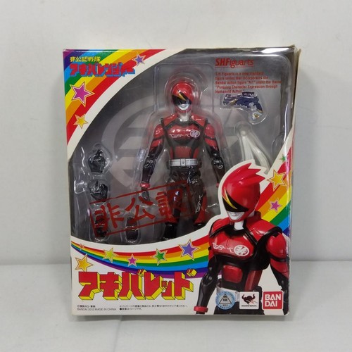 Bandai japan figuarts - bandai,