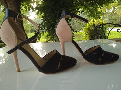 Superbes escarpins noir beige