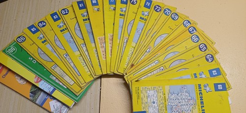 Lot cartes routieres - 46,