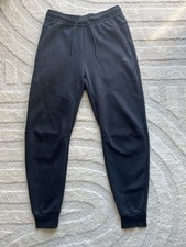Nike Tech Noir