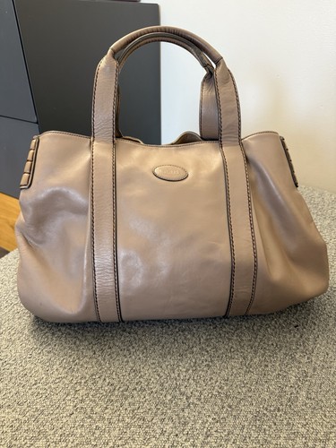 Tod taupe leather big bag - tod’s,