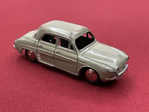 Voiture miniature dinky toys - dinky,