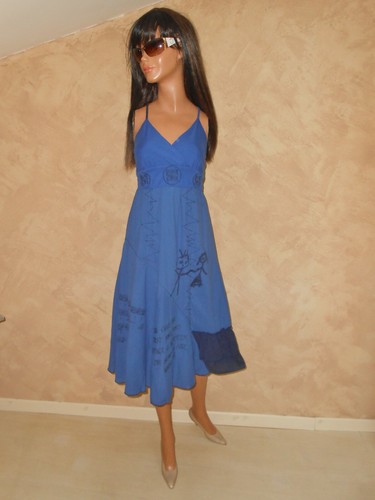 Lulu robe bleue motifs - lulu,