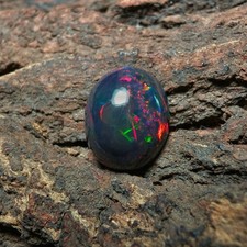 Cabochon d'opale de feu