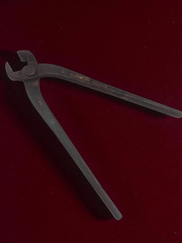 Grande pince coupante ancienne