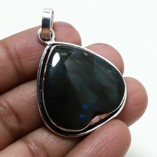 Pendentif pierre précieuse