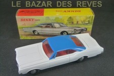 DINKY TOYS GB HONG KONG.  OLDSMOBILE 88.  Ref:  004. + Boite.