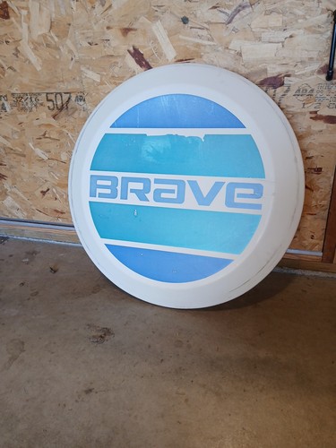 Vintage winnebago brave spare - winnebago,
