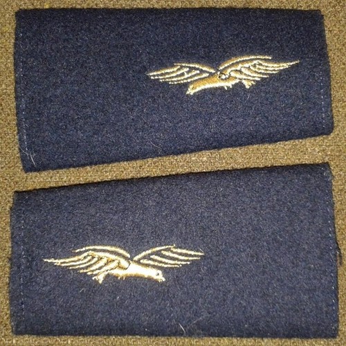 Fourreaux épaules armée de - armée,