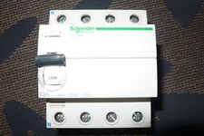 INTERRUPTEUR DIFFERENTIEL