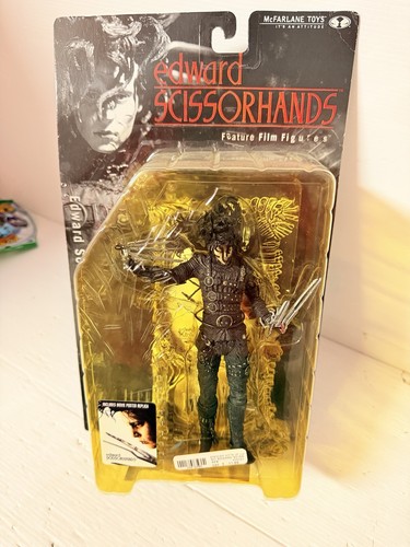 Edward scissorhands action - scissorhands,