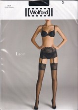 Bas luxe WOLFORD LACE coloris Black/Black. Taille S. Luxurious stockings.