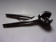 Pince à dégoudronner - vigneron