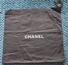  HOUSSES CHANEL  30 cm/28,5
