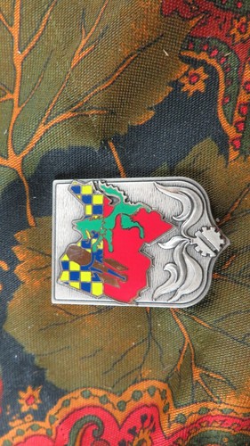 Ancien insigne pucelle - insigne,