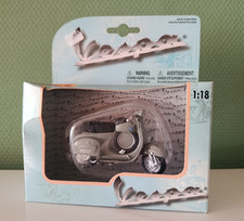 VESPA - Moto GRANTURISMO Gris