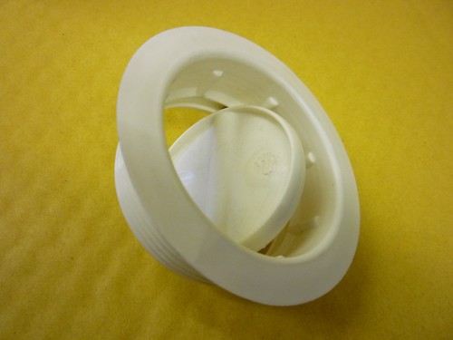White truma whale type duct - truma/whale,