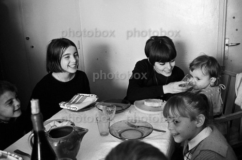 Mireille mathieu exclusive - *,
