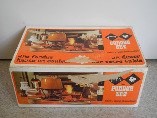 Ancien service fondue - à,