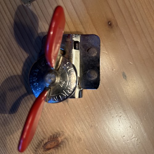 Ouvre boîte ancien - boîte,