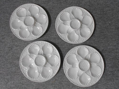 Assiettes blanches à - blanches,