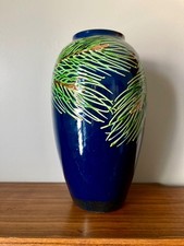 Vase Art Nouveau signé Max Laeuger (Kandern) – branches de pin – grès émaillé