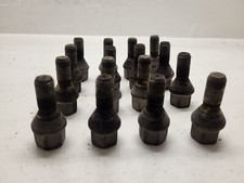 Goujon de roue pour renault