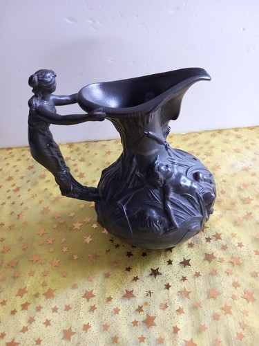 Pichet art nouveau signé - nouveau,