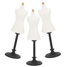  Mannequin miniature 3