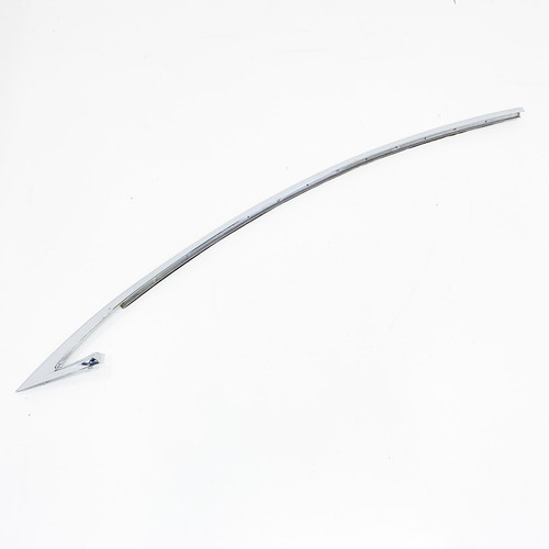Moulure supérieure vitre - de,
