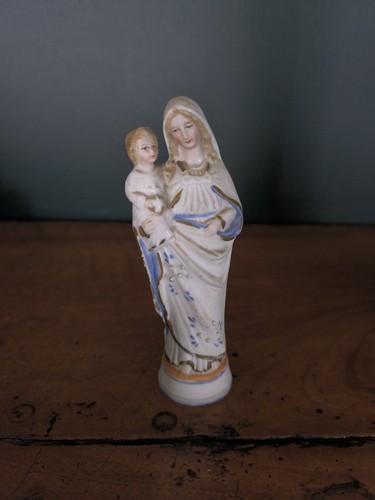 Ancienne statuette biscuit - ,