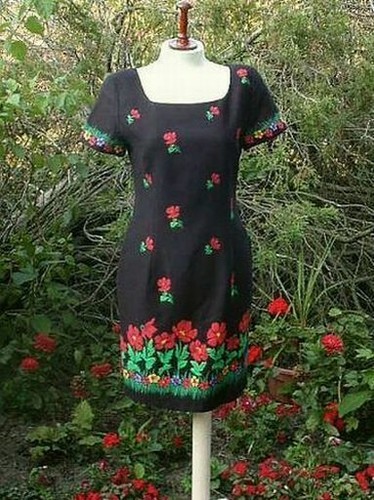 Jones black red floral - red,