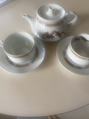 Service the porcelaine - service,