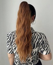 Postiche Femme Queue De Cheval Extension Synthétique Brun Châtain Ondulé A Pince