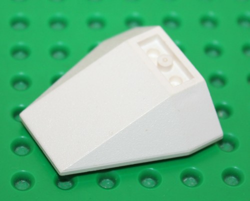 Lego white wedge - white, 4x4
