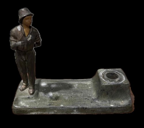 Bronze inkwell and pen - , tray