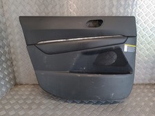 Garniture panneau porte avant