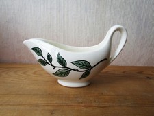 Ancienne très belle saucière en faïence de Gien décor branche feuillage feuille.