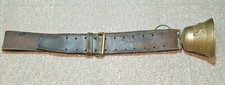 Ancienne Cloche à Vache à Motif Pléaux Collier Cuir Marteau Cloche Bronze 