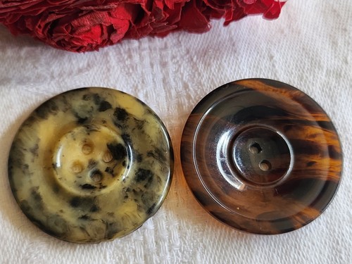 Duo gros boutons anciens - , art