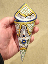 Ancienne bouquetière murale