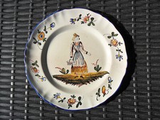 ASSIETTE ANCIENNE DECOR FEMME