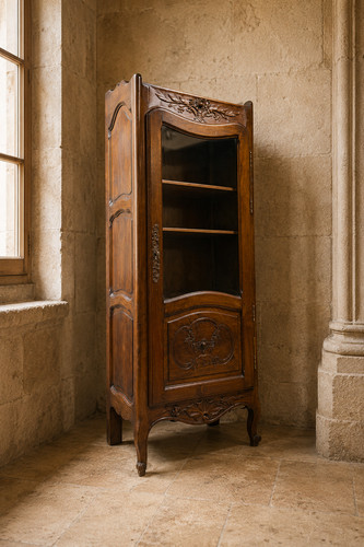 Vitrine noyer sculpté - en, –