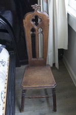 CHAISE GOTHIQUE FIN XIXe