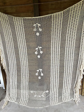 Ancien dessus de lit en filet