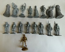 lot 17 figurines publicitaires