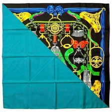 Foulard Hermes Carré 90 ETRIERS avec boite occasion rare