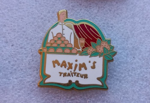 EB238 pin's Traiteur MAXIM'S