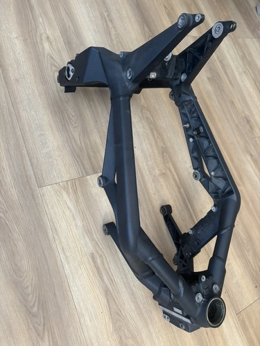 Cadre daytona 675 2008 - daytona,
