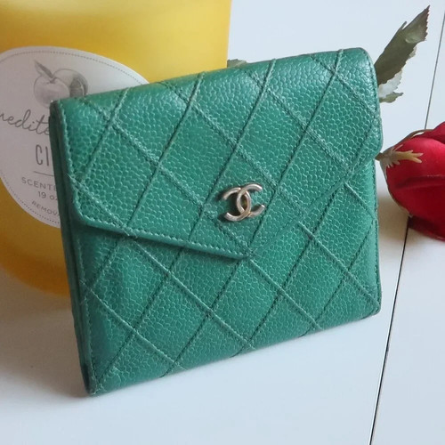 Chanel rare green - chanel, caviar